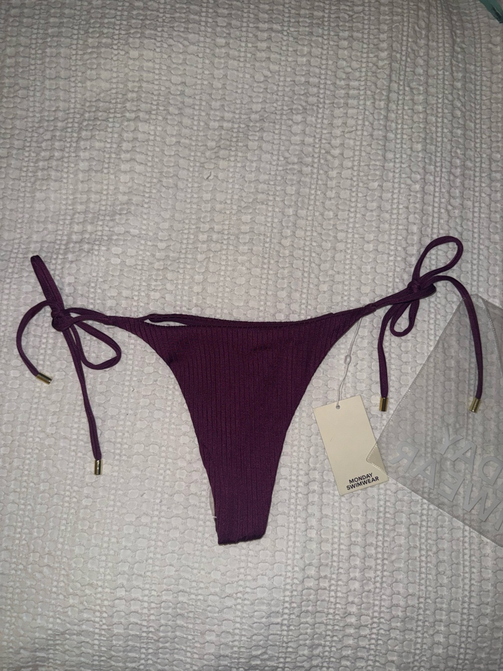 Monday Swimwear NWT new palma thong in ribbed purple eggplant size large bikini
